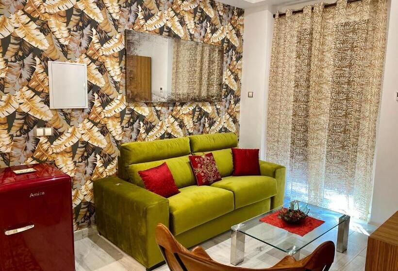 استودیوی لوکس, Apartamentos El Escondite De Triana