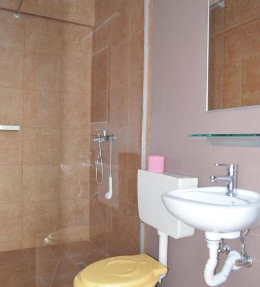 Номер Стандарт, Vila Iris