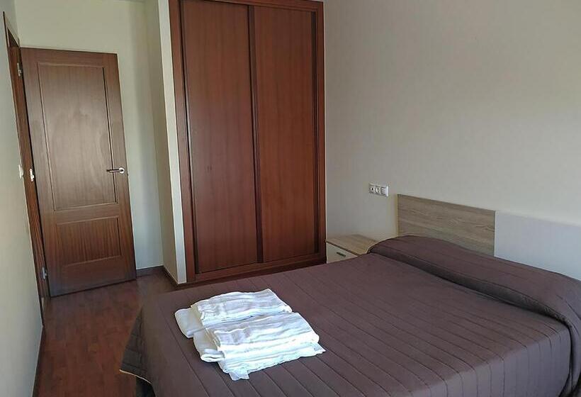 带2个卧室的公寓, Apartamentos Aguiño Ribeira 3000