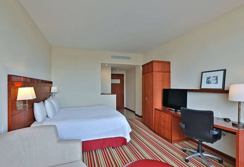 Номер Superior, Courtyard By Marriott Panama Multiplaza Mall