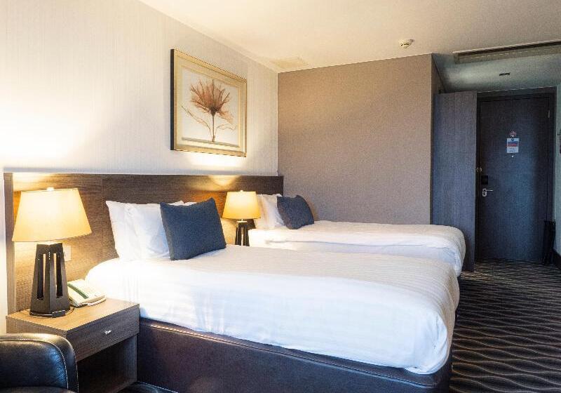 Номер Премиум, Crowne Plaza London   Kingston By Ihg