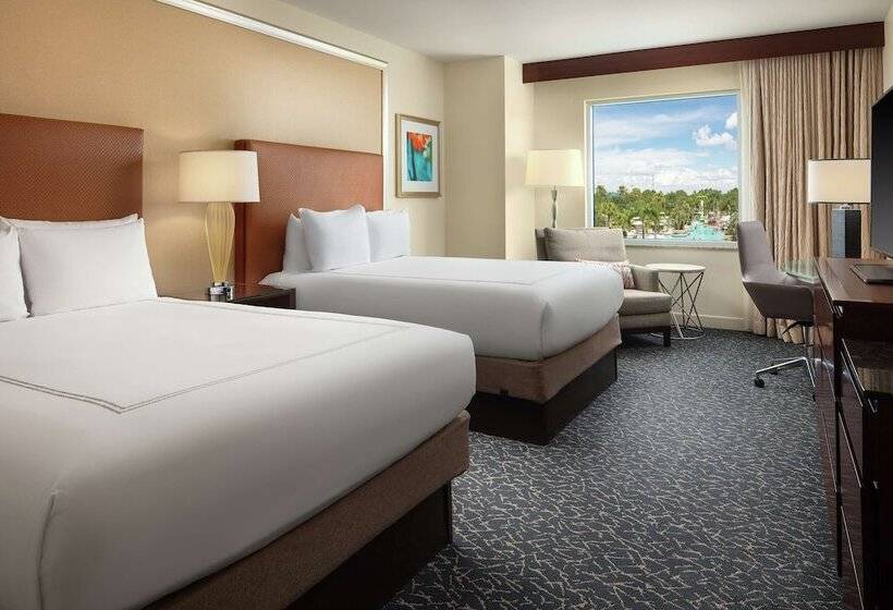 Номер Стандарт Вид на Бассейн, Hilton Orlando