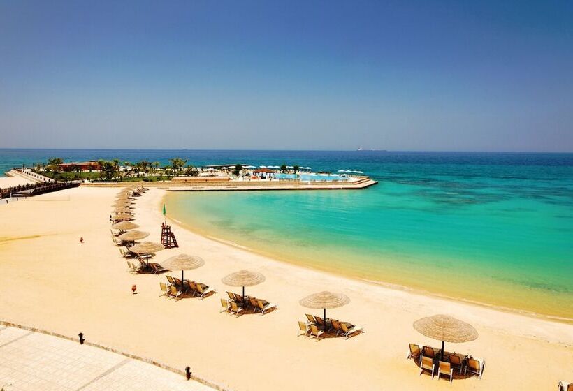 Classic Room Double Bed Sea View, Mövenpick Resort El Sokhna