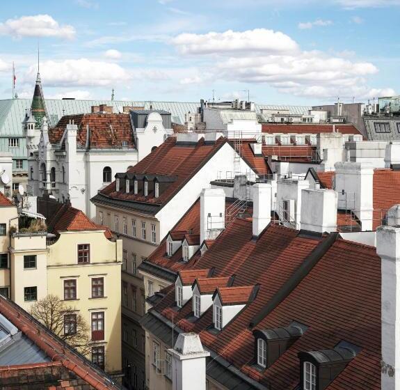 디럭스 스위트, Steigenberger Hotel Herrenhof