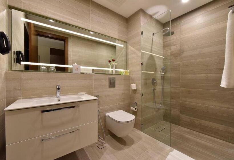 3 Bedroom Suite, Swissbelsuites Admiral Juffair