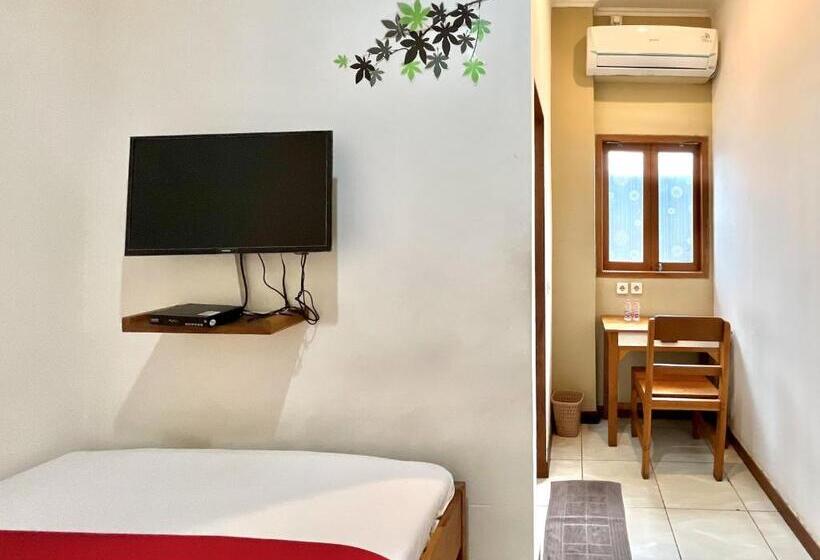Номер Стандарт, Reddoorz At Mystays Pemuda Cepu Blora