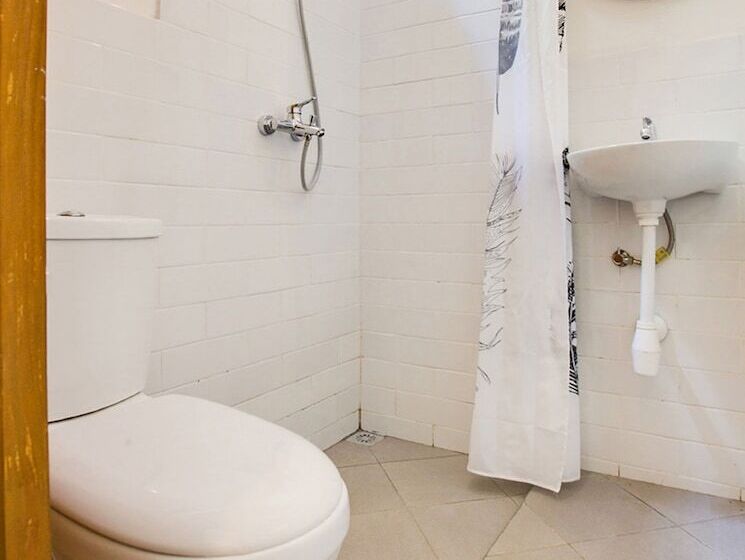 Номер Deluxe, Reddoorz At Mystays Pemuda Cepu Blora