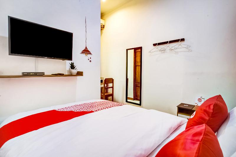 Номер Стандарт, Reddoorz At Mystays Pemuda Cepu Blora