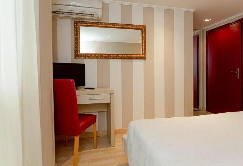 标准间, Corona Milano Marittima