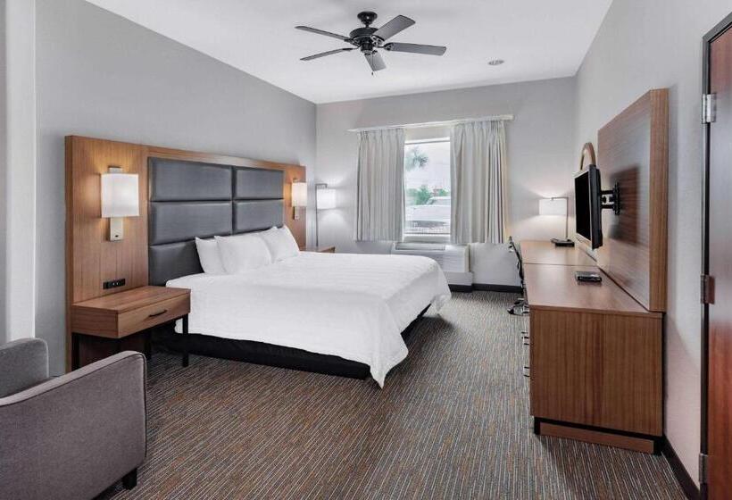 اتاق استاندارد با تخت بزرگ برای معلولان, Wingate By Wyndham Houston Bush Intercontinental Airport