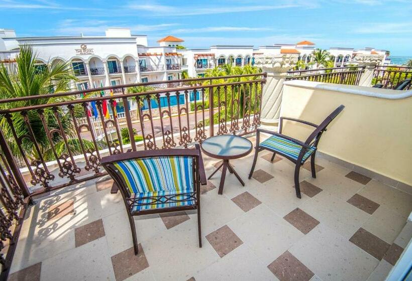 Junior Suite Kingsize Bett, Wyndham Alltra Playa Del Carmen Adults Only All Inclusive
