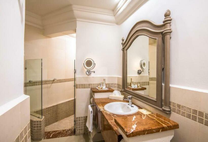Junior Suite Kingsize Bett, Wyndham Alltra Playa Del Carmen Adults Only All Inclusive