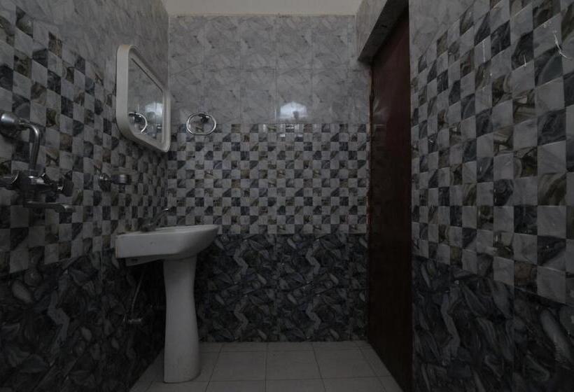 标准单人间, Rama Guest House