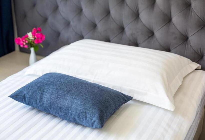 اتاق استاندارد یک نفره, Eurohotel