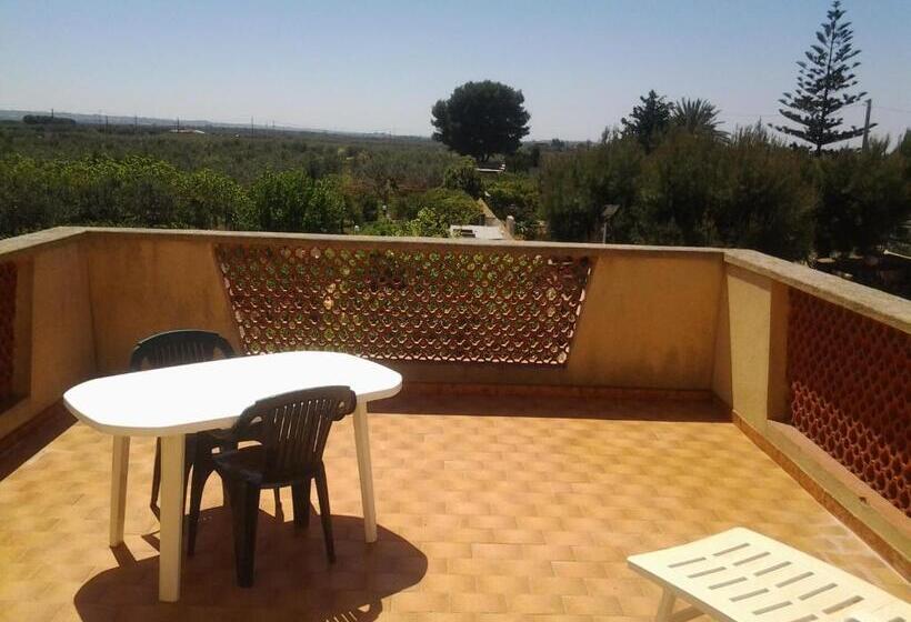 اتاق استاندارد چهار تخته, B&b La Dolce Siesta