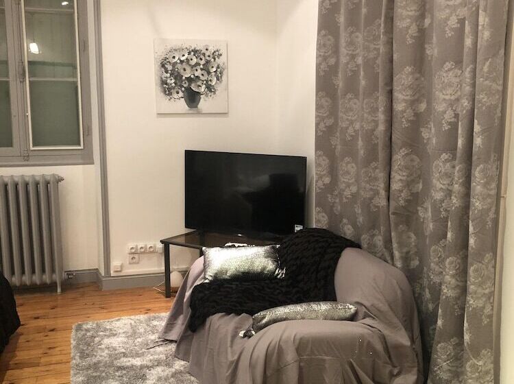 Apartamento Comfort 1 Dormitório, L Hommage