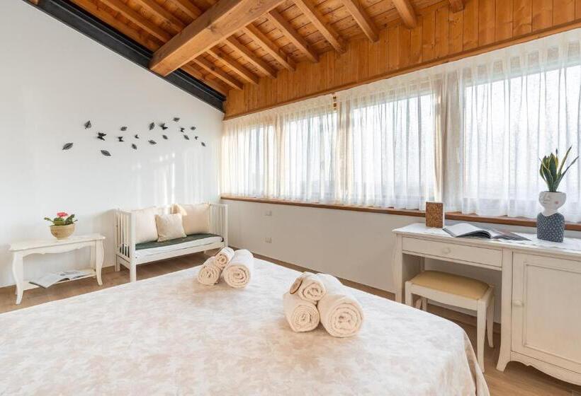 스탠다드 룸 풀장 전망, Agriturismo Ai Dossi