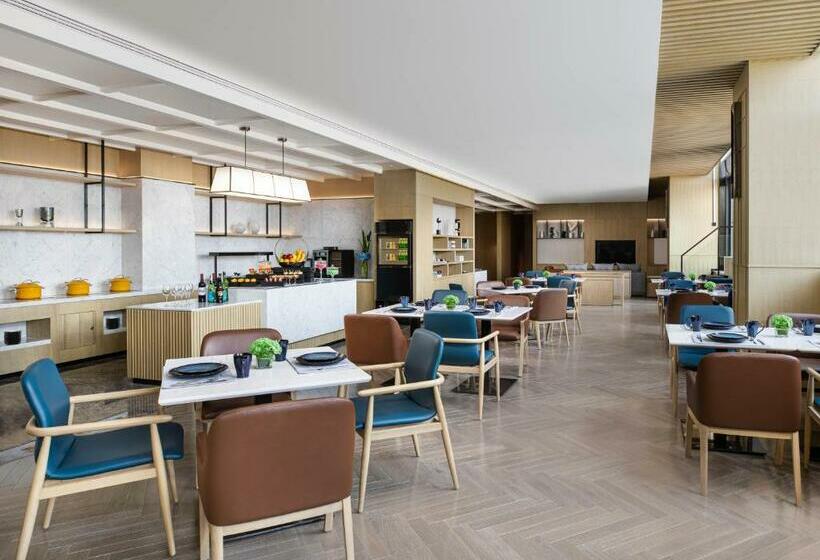 Люкс Executive Кровать Кинг, Courtyard By Marriott Nanjing Jiangning