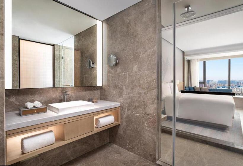 Стандартный Номер Кровать Кинг, Courtyard By Marriott Nanjing Jiangning