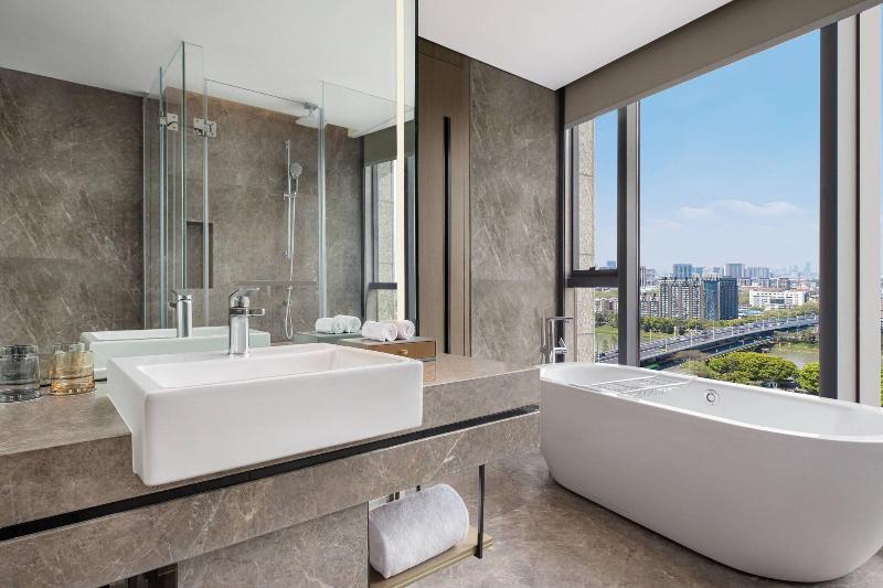 Люкс Executive Кровать Кинг, Courtyard By Marriott Nanjing Jiangning
