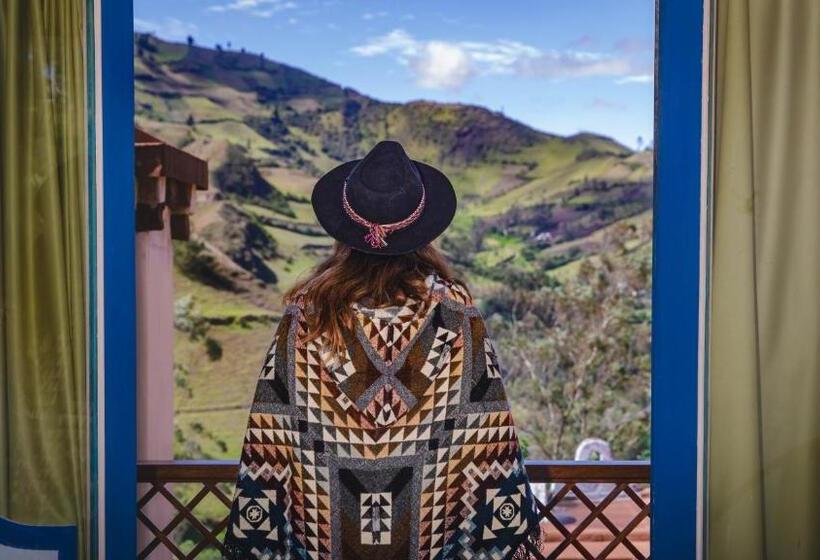 샬레, Llullu Llama Mountain Lodge