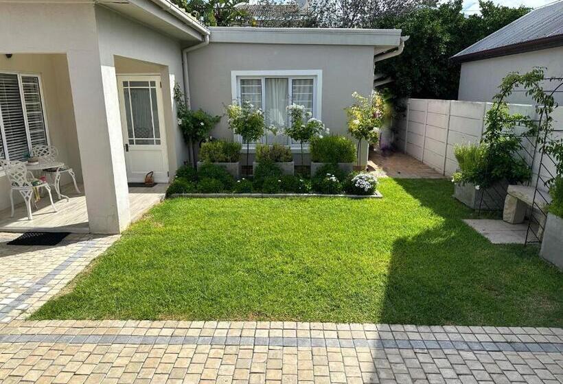 Вилла 1 Спальня, Melkbos Holiday Accommodation