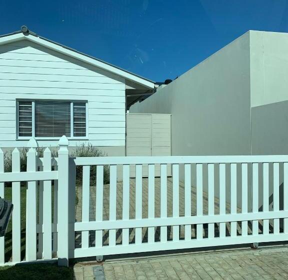 Вилла 1 Спальня, Melkbos Holiday Accommodation