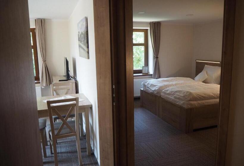 Family Suite, Penzion šléglov