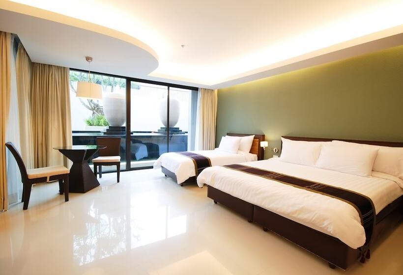 سوییت خانوادگی, Tara Mantra Chaam Resort