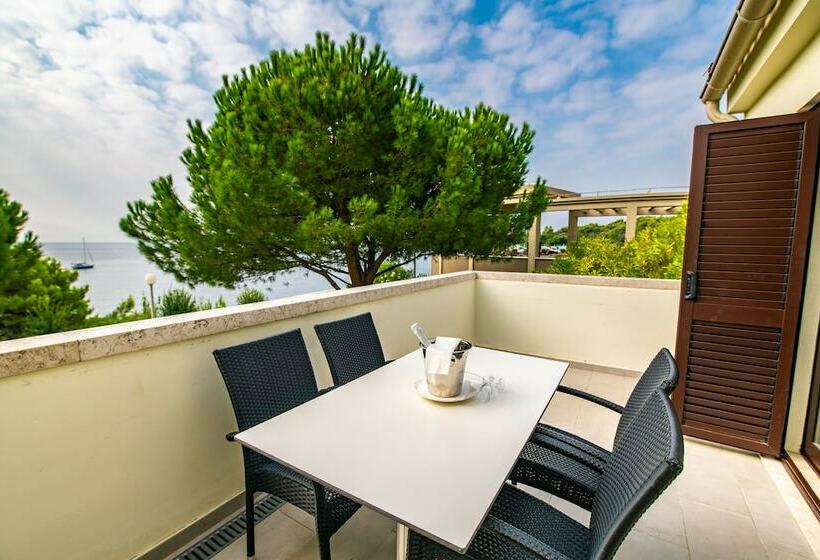 Апартаменты Premium 2 Спальни, Park Plaza Verudela Pula