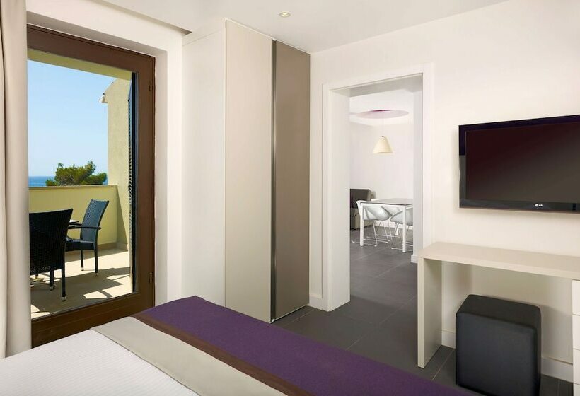 Апартаменты 2 Спальни, Park Plaza Verudela Pula