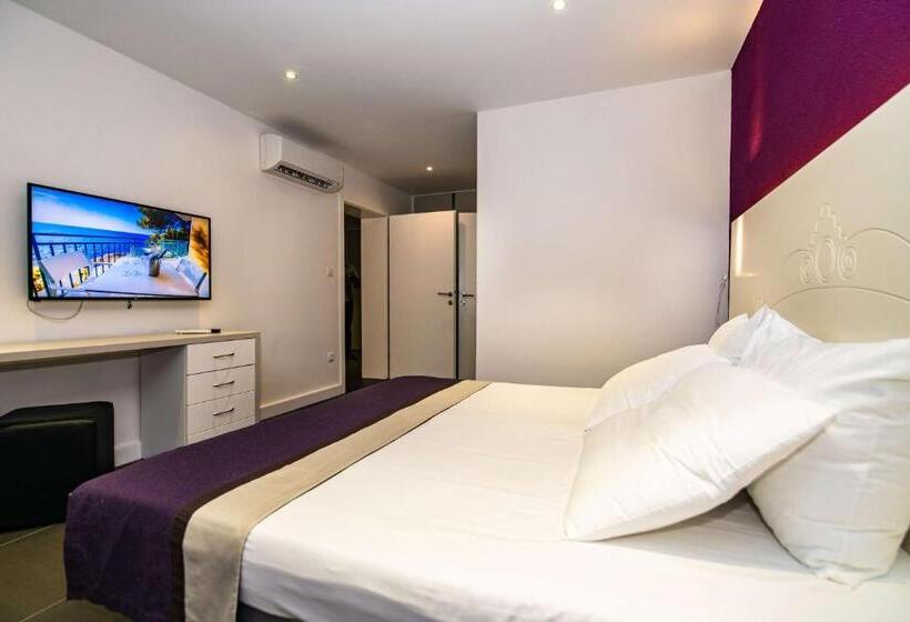 Апартаменты Премиум 1 Спальня, Park Plaza Verudela Pula