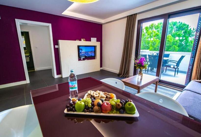 Апартаменты Premium 2 Спальни, Park Plaza Verudela Pula