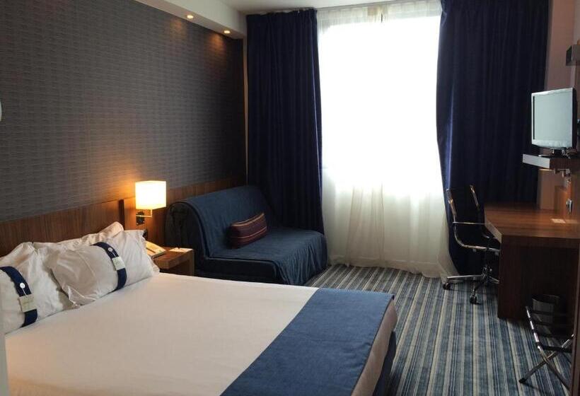 Семейный Номер, Holiday Inn Express Bilbao Airport, An Ihg