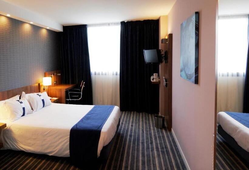 Номер Стандарт, Holiday Inn Express Bilbao Airport, An Ihg
