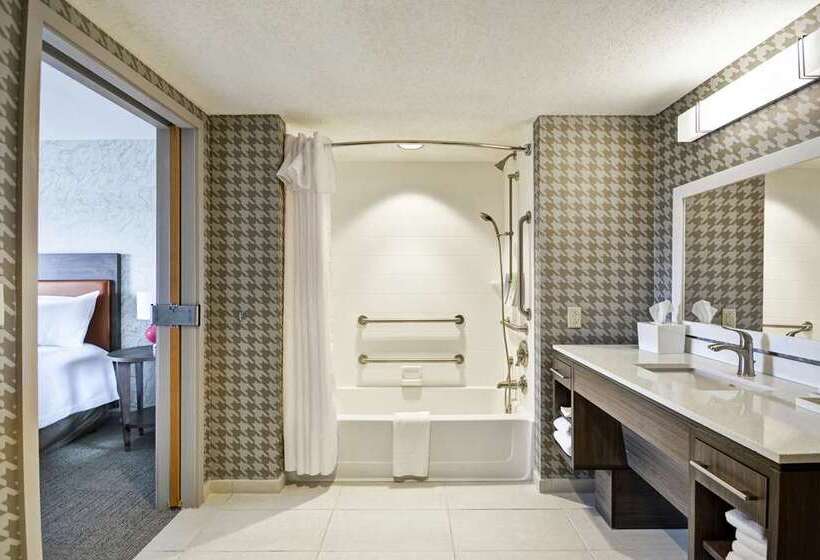 スタンダードスタジオ, Home2 Suites By Hilton Baltimore Downtown