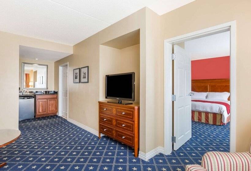 Люкс Кровать Кинг, Wyndham Gettysburg Hotel & Conference Center