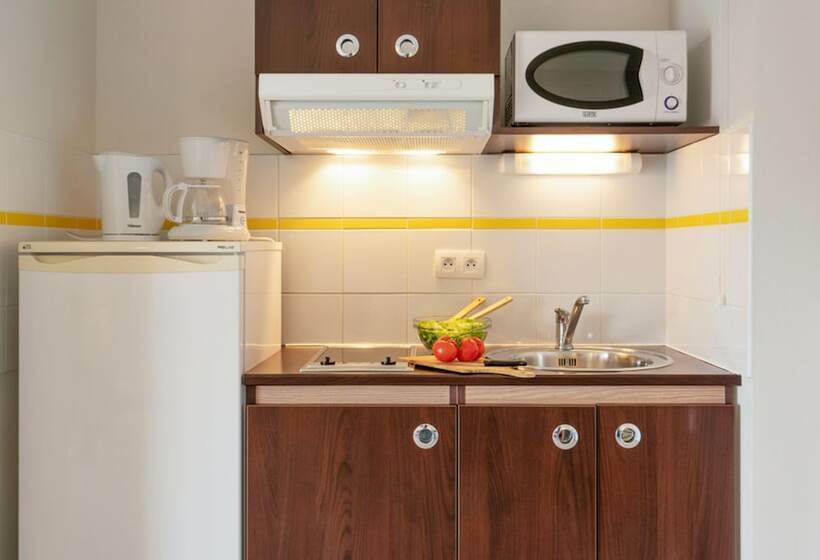 Студия Стандарт, Zenitude Hôtel Résidences Béziers Centre