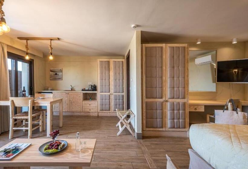 Люкс Вид на Море с Гидромассажем, Esperides Resort Crete The Authentic Experience