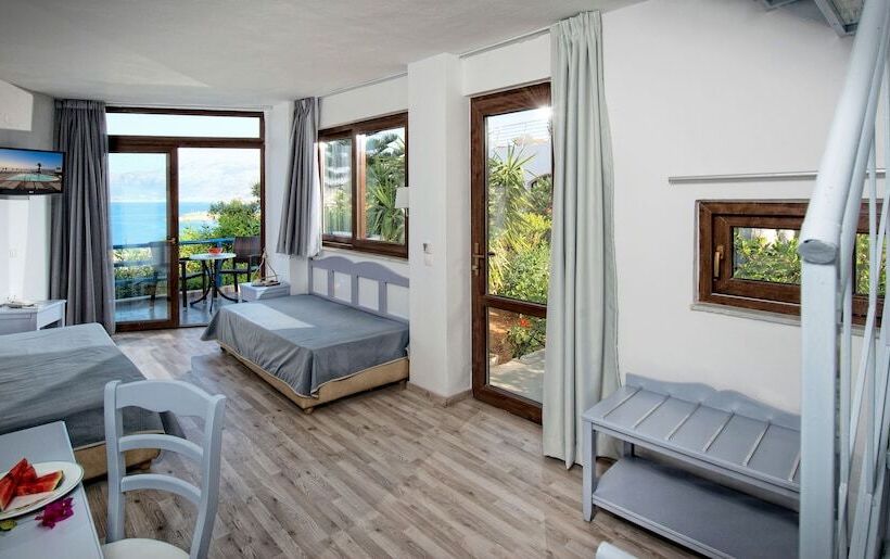Семейный Номер, Hersonissos Village Hotel & Bungalows