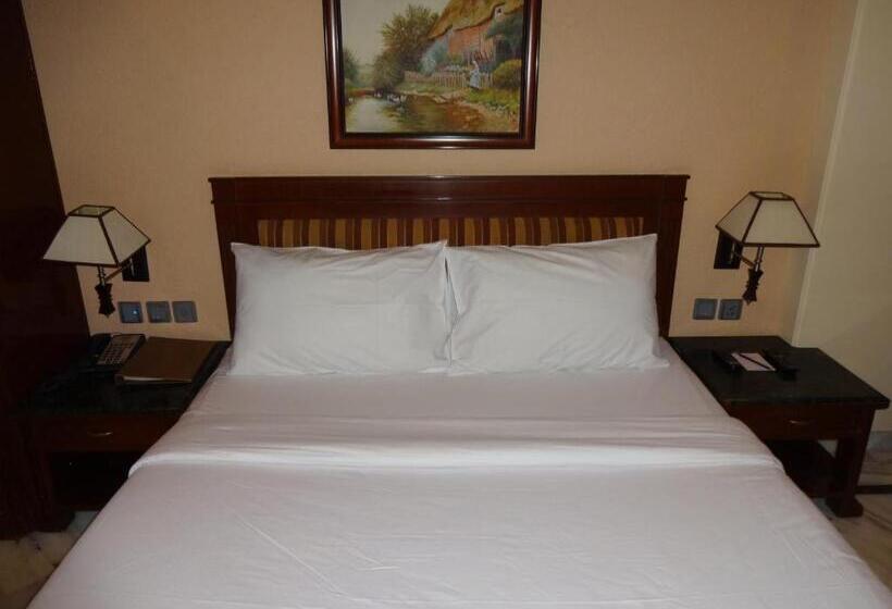 Quarto Executivo, Florence Inn