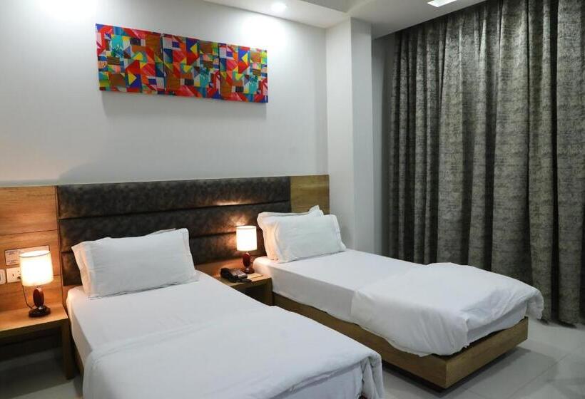 Deluxe Room, Sopan Heights