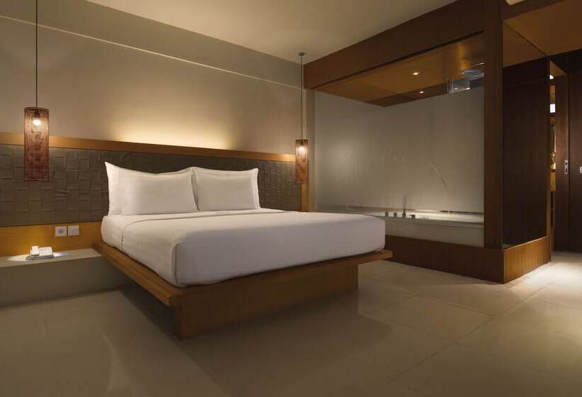Люкс Вид на Бассейн, The Haven Bali Seminyak