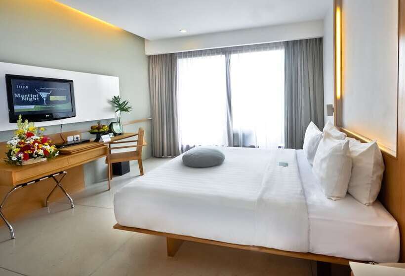 Номер Deluxe Вид на Бассейн, The Haven Bali Seminyak