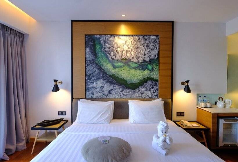 Номер Premium Вид на Бассейн, The Haven Bali Seminyak