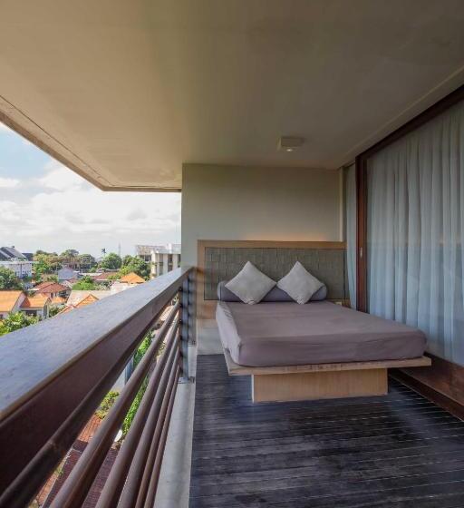 Люкс с Балконом, The Haven Bali Seminyak