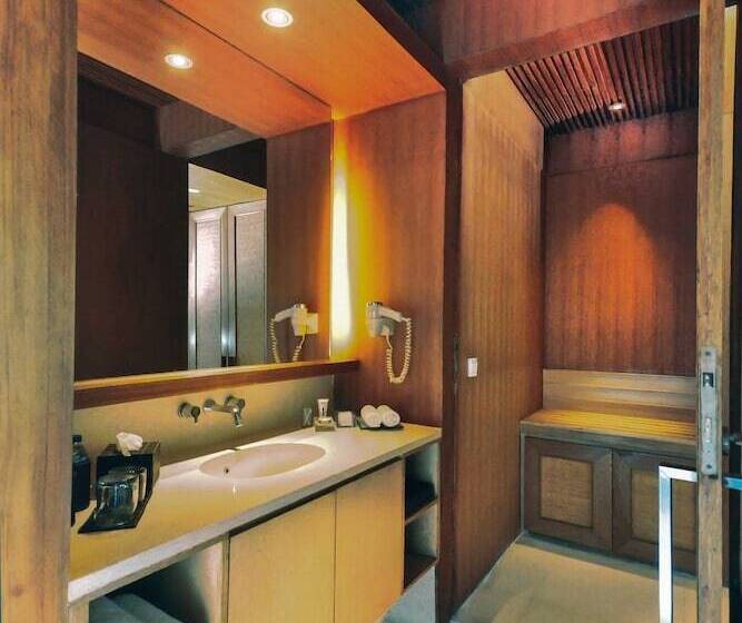 2 Bedroom Suite Pool View, The Haven Bali Seminyak