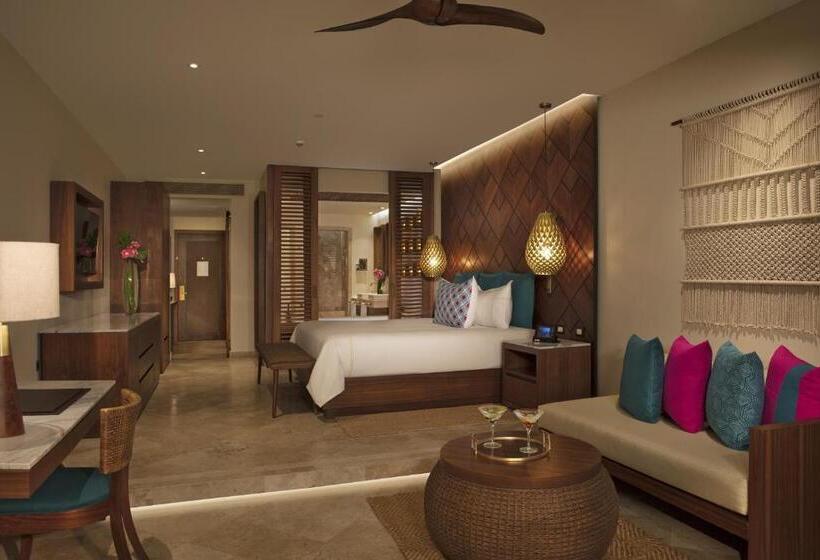 סוויטת ג'וניור צדדית נוף לים, Secrets Maroma Beach Riviera Cancun   Adults Only