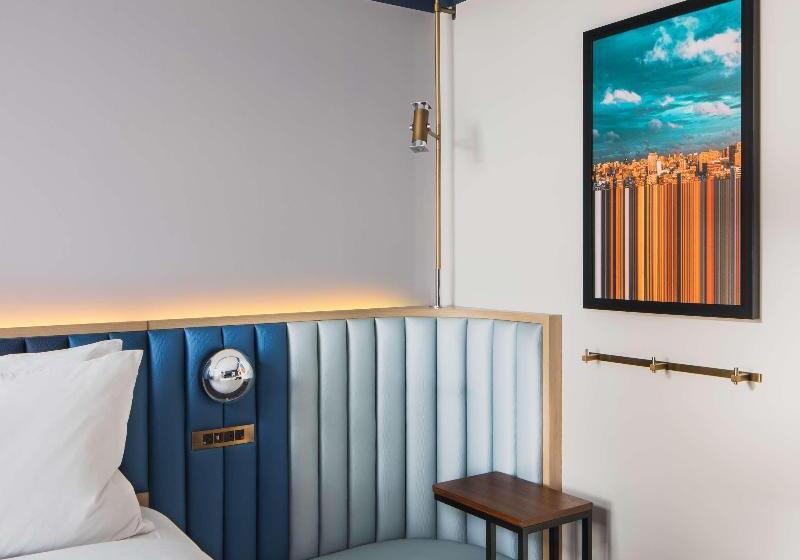 适合残疾人士使用的带超级大床的标准间, Motto by Hilton New York City Chelsea