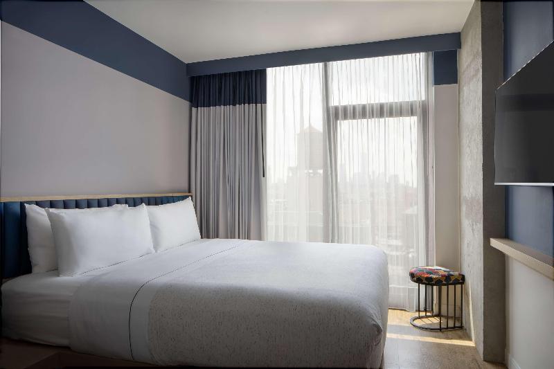 适合残疾人士使用的带超级大床的标准间, Motto by Hilton New York City Chelsea